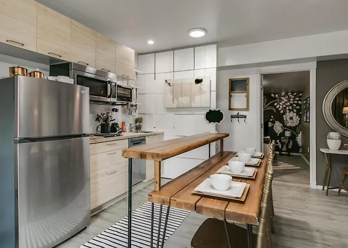 Stylish Mid Town Phoenix 1 Bdrm Holiday home Phoenix