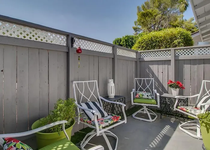 Stylish Mid Town Phoenix 1 Bdrm Holiday home