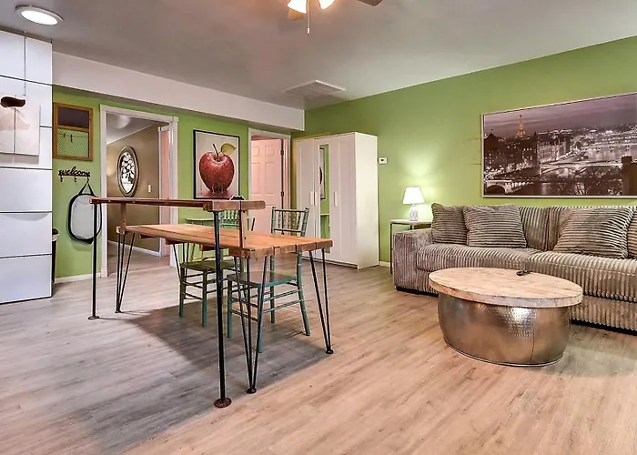 Holiday home Stylish Mid Town Phoenix 1 Bdrm Phoenix